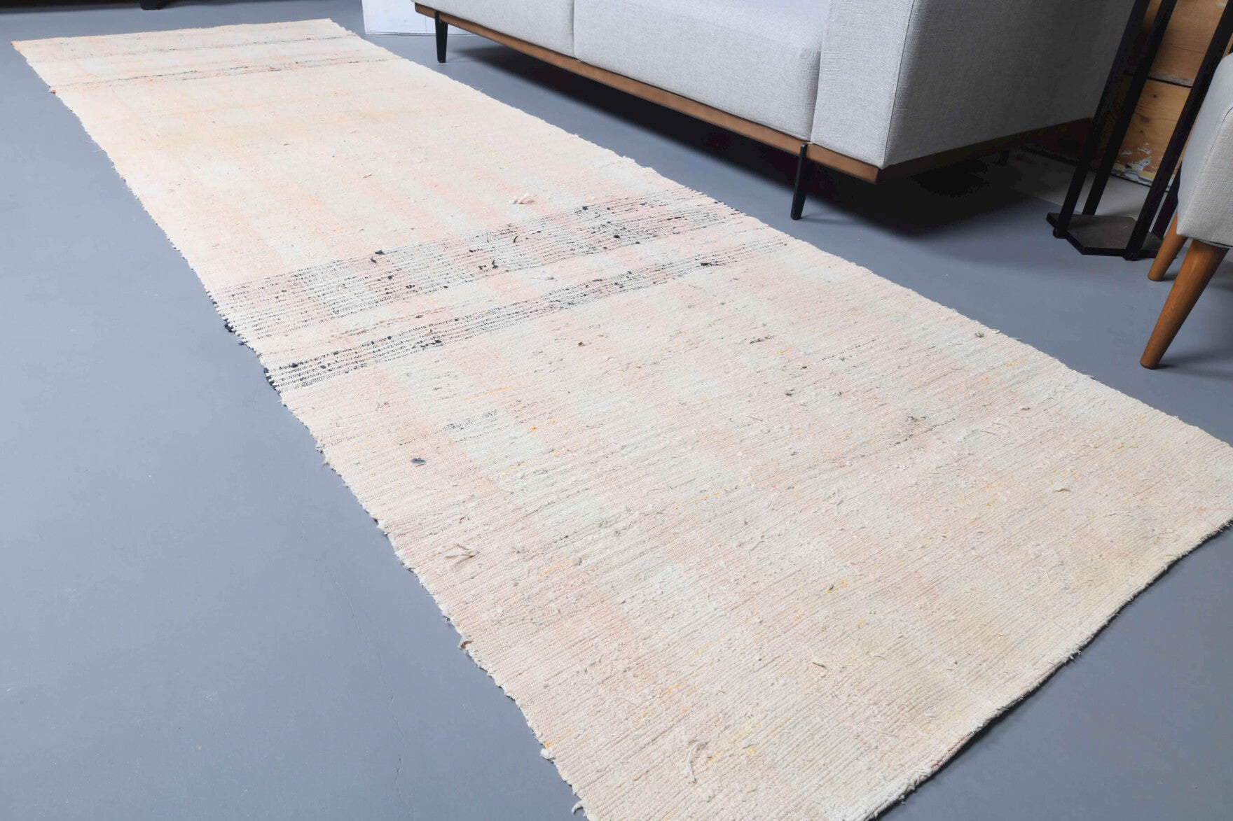 Authentic Anatolian vintage kilim runner rug (1960s) – one-of-a-kind at Fame Rugs