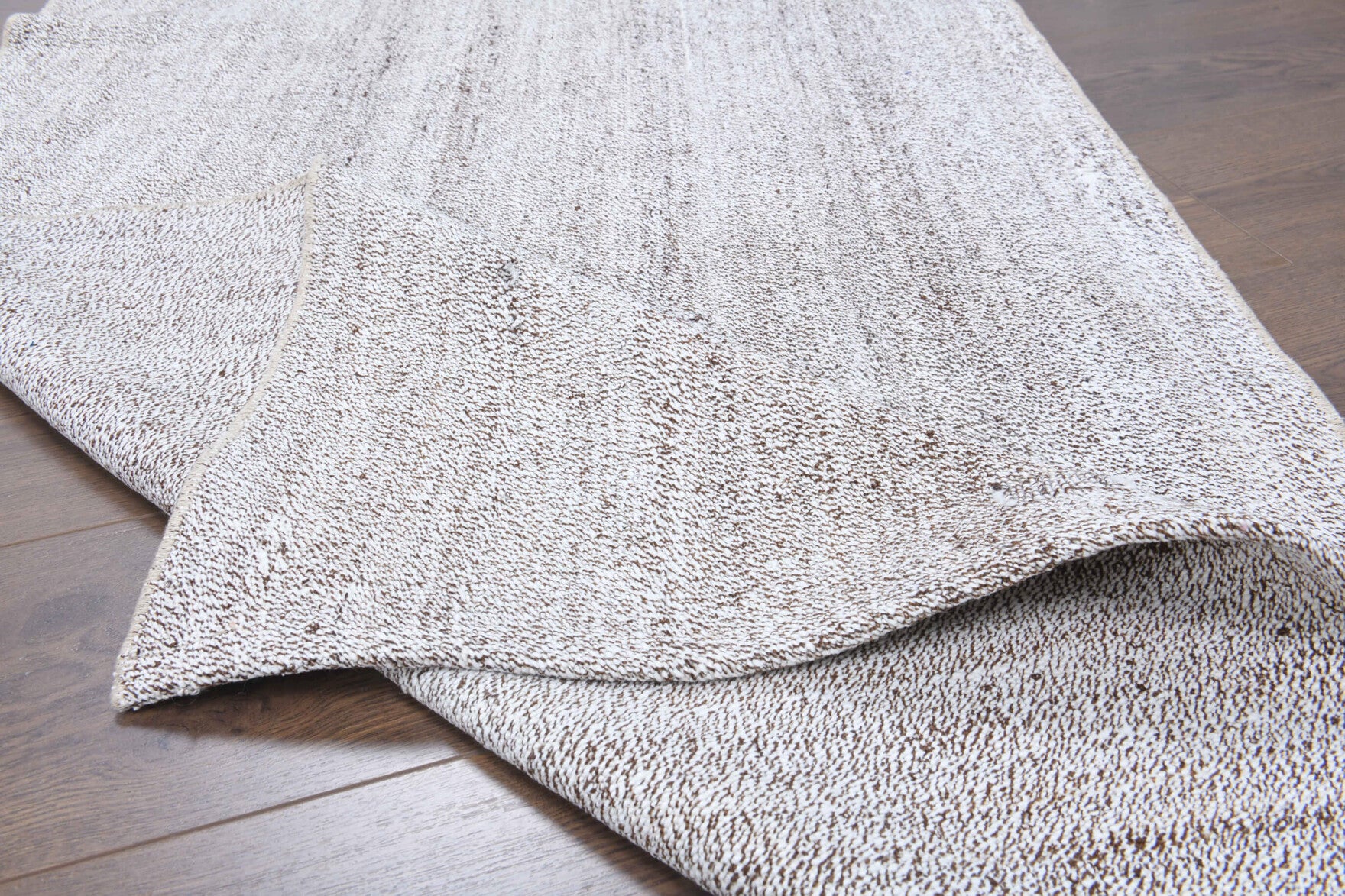 Naianthe – vintage solid runner for living room or hallway, 3' x 7'8" (91x233 cm)