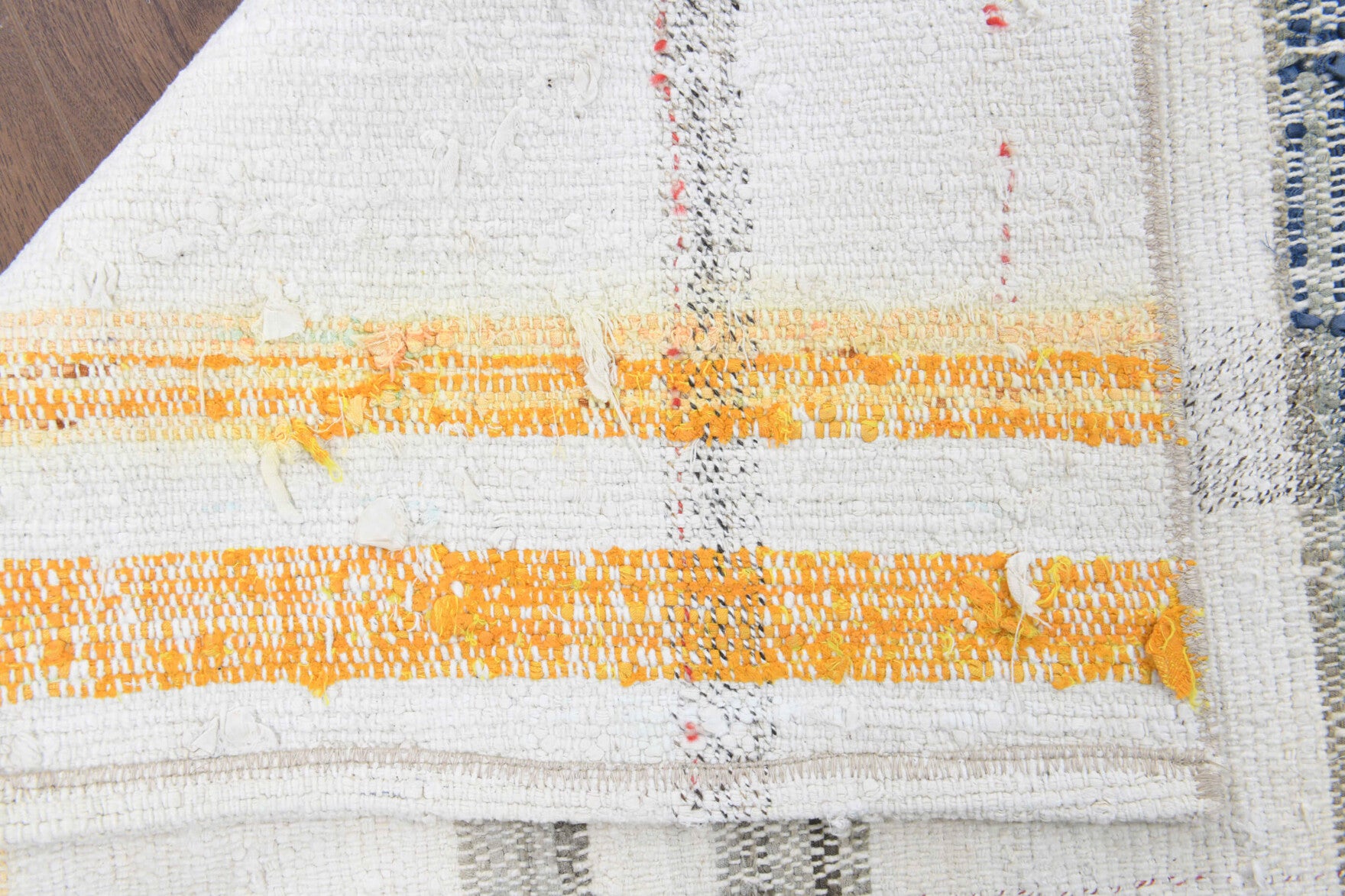 Handwoven flatweave wool runner from Anatolia, Turkey – Vintage Runner Kilim Rug 2'7" x 7'3"