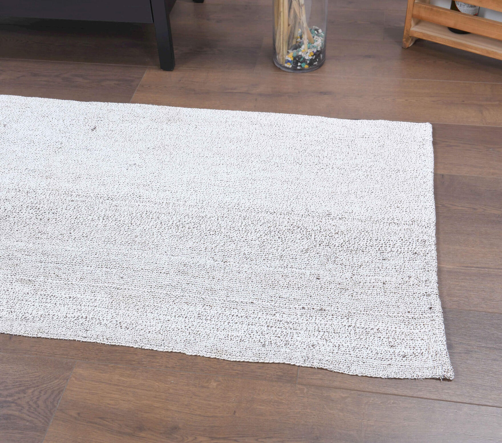 Handwoven flatweave wool runner from Anatolia, Turkey – White Vintage Kilim Runner Rug 2'4" x 7'5"