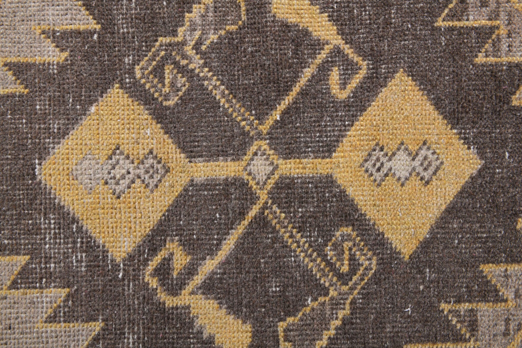 Authentic Anatolian vintage runner rug (1970s) with geometric design – one-of-a-kind at Fame Rugs