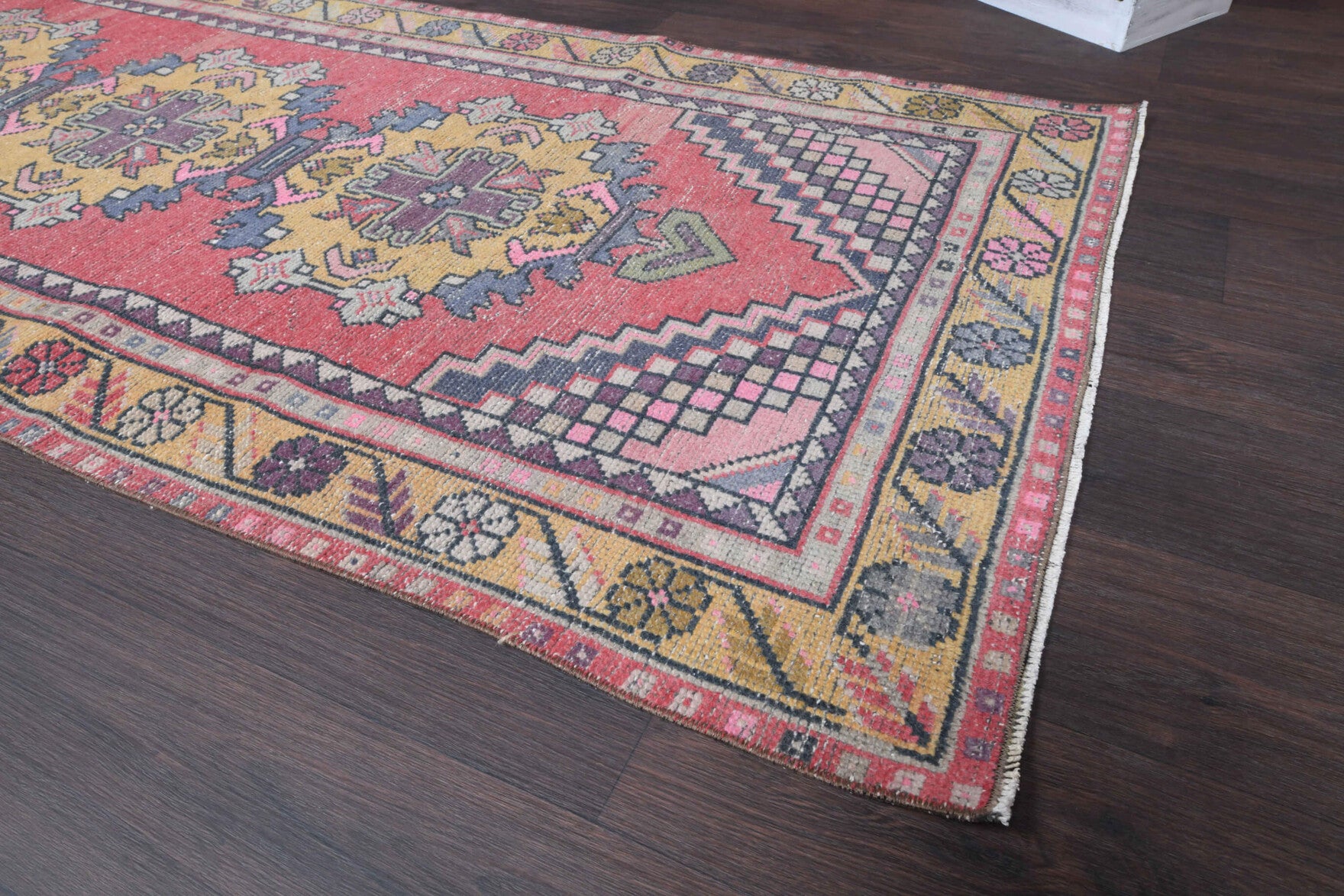Fundapezir runner: 1970s handmade Anatolian runner with oriental motifs and cotton backing