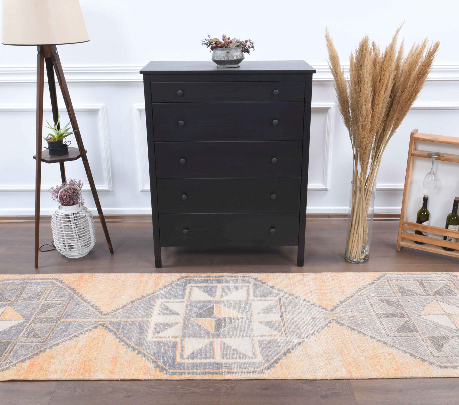 Authentic Anatolian vintage runner rug (1970s) with oriental design – one-of-a-kind at Fame Rugs
