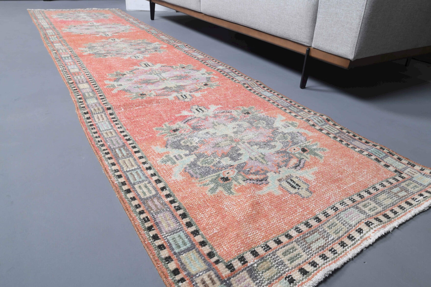 Authentic Anatolian vintage runner rug (1970s) with oriental design – one-of-a-kind at Fame Rugs