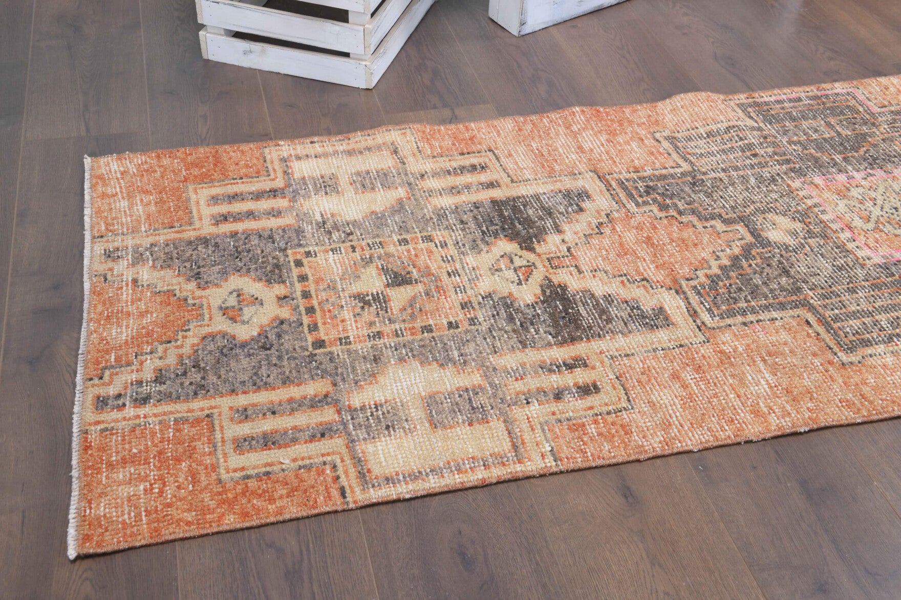 76x335 cm vintage Anatolian runner rug – Eleuthelampe, low pile, wool