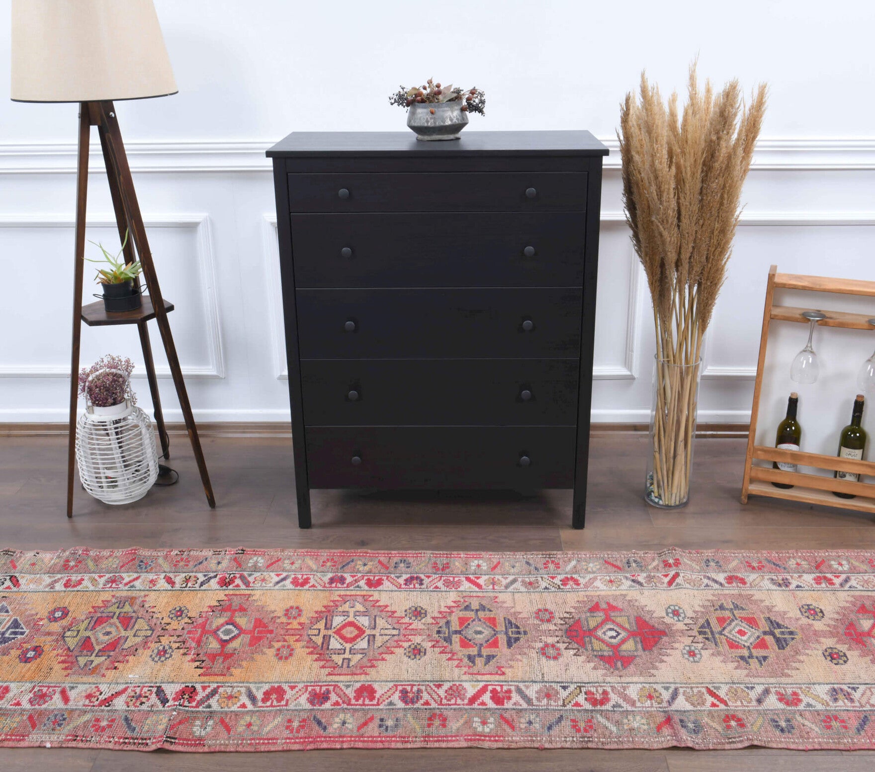 Authentic Anatolian vintage runner rug (1970s) with oriental design – one-of-a-kind at Fame Rugs
