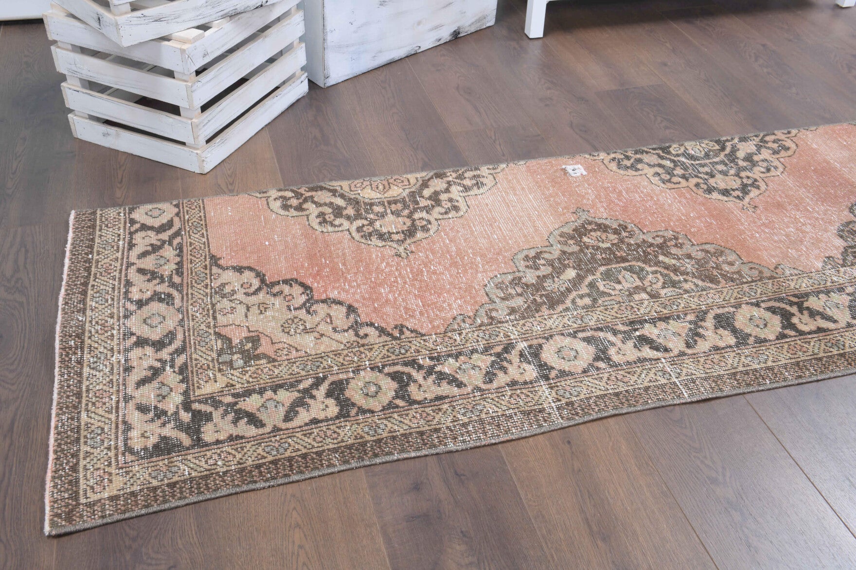 Authentic Anatolian vintage runner rug (1970s) with oriental design – one-of-a-kind at Fame Rugs