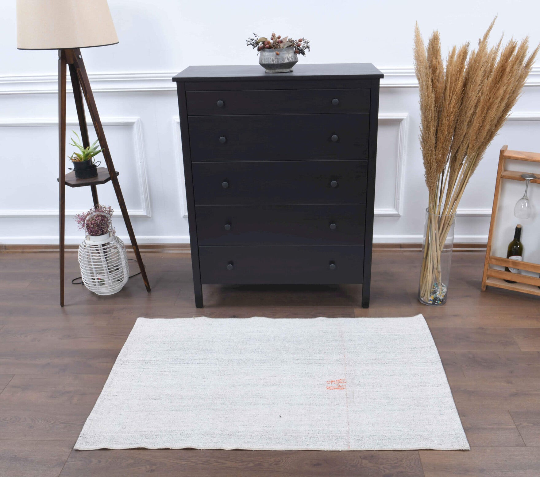 Authentic Anatolian vintage kilim rug (1960s) – one-of-a-kind at Fame Rugs