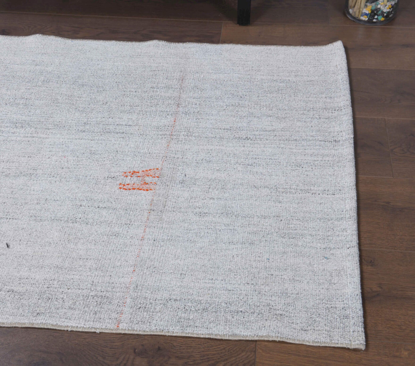 Handwoven flatweave wool kilim from Anatolia, Turkey – Flatweave Vintage Small Rug 2'10" x 4'6"