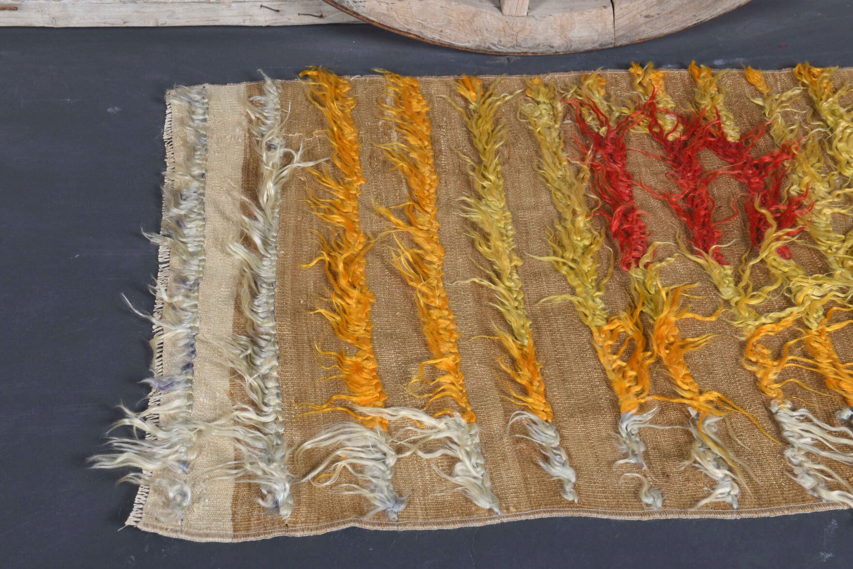 Ouranomelpe kilim: 1960s handwoven flatweave Anatolian kilim